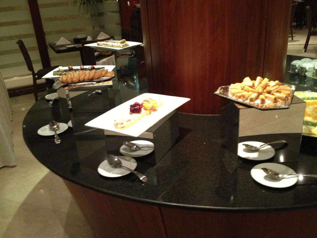 Executives Hotel - Azizia Эр-Рияд Экстерьер фото